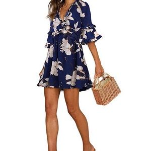 Coventavenue - Bell Sleeve Floral VNeck Mini Dress